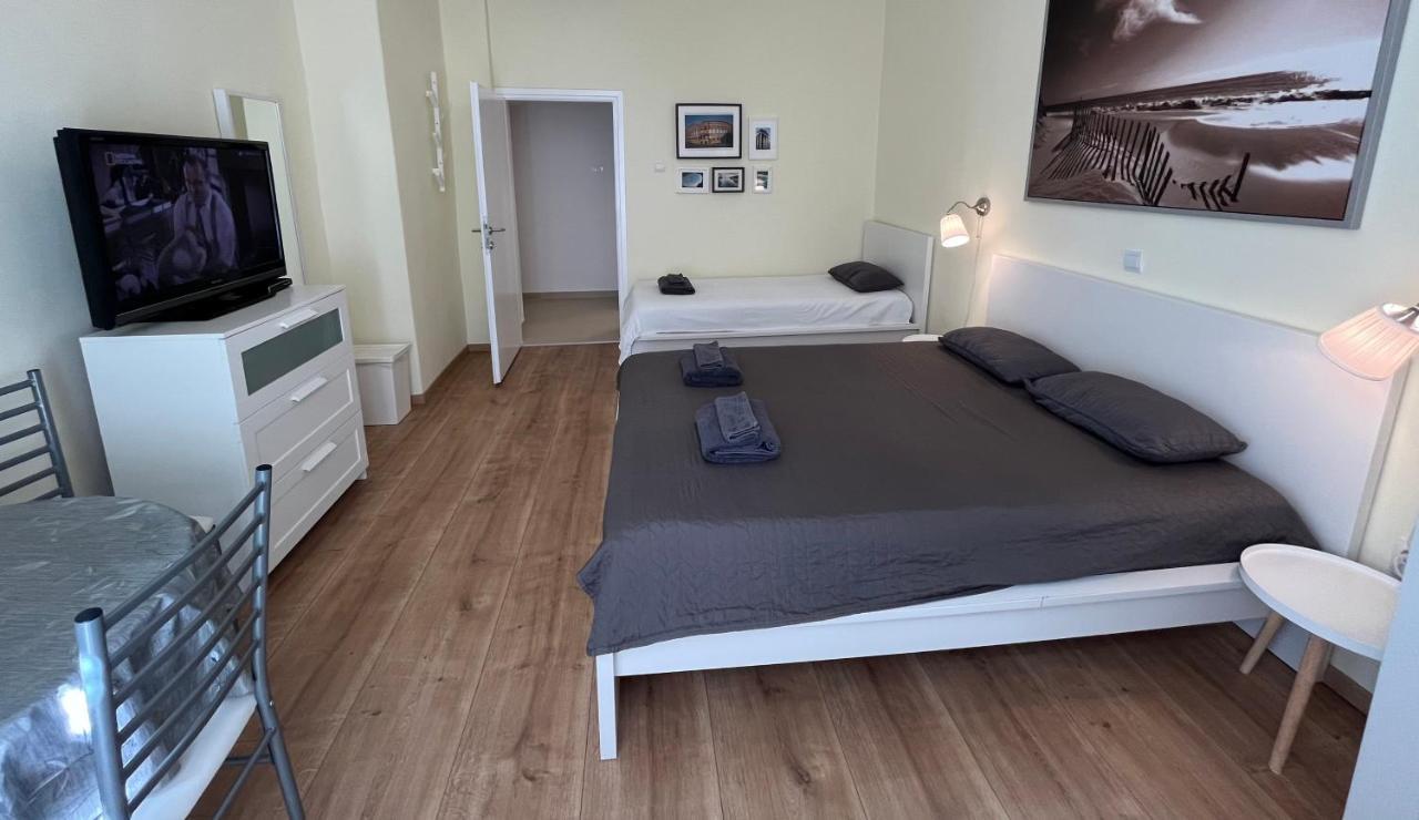 PUY Apartment Check In מראה חיצוני תמונה