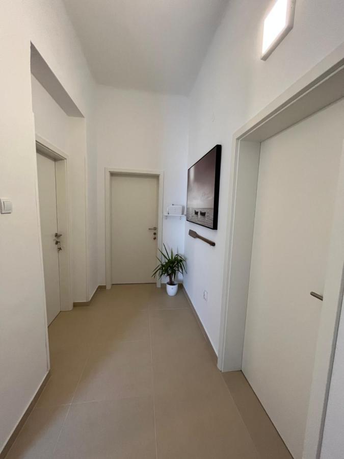 PUY Apartment Check In מראה חיצוני תמונה