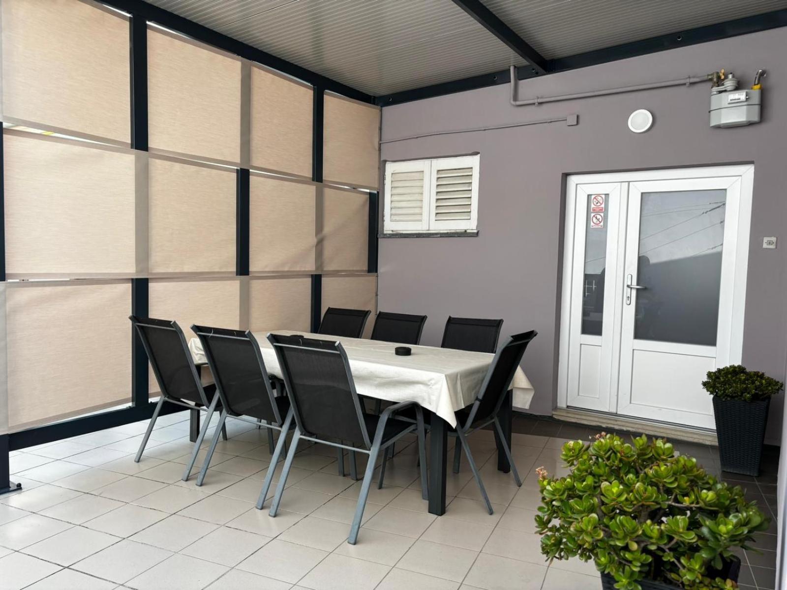 PUY Apartment Check In מראה חיצוני תמונה